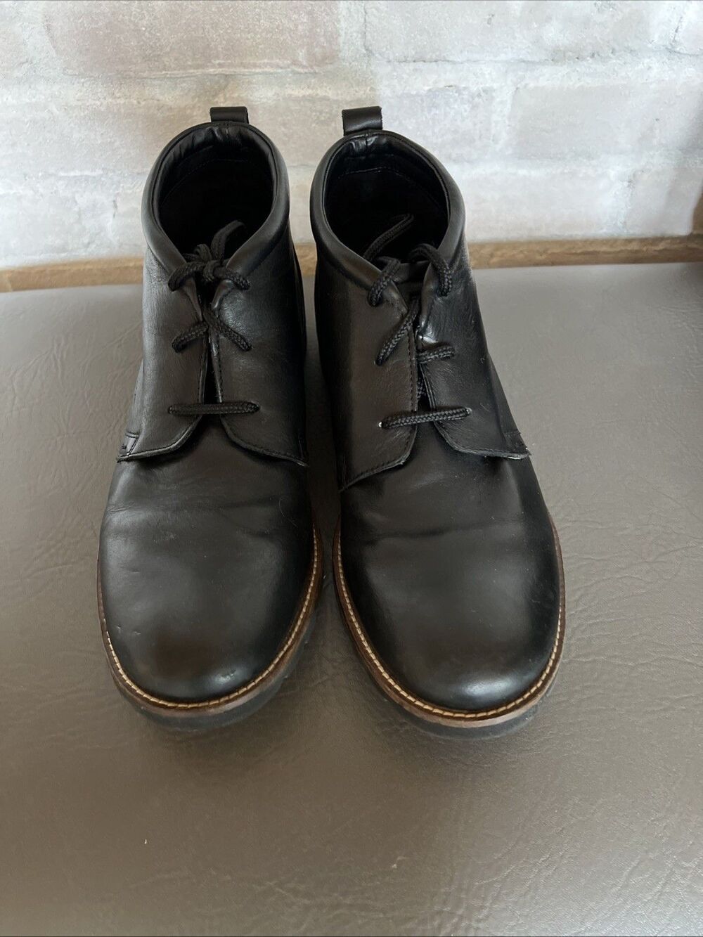 Rockport Men's Charson Chukka Boots in black. Size 10.5